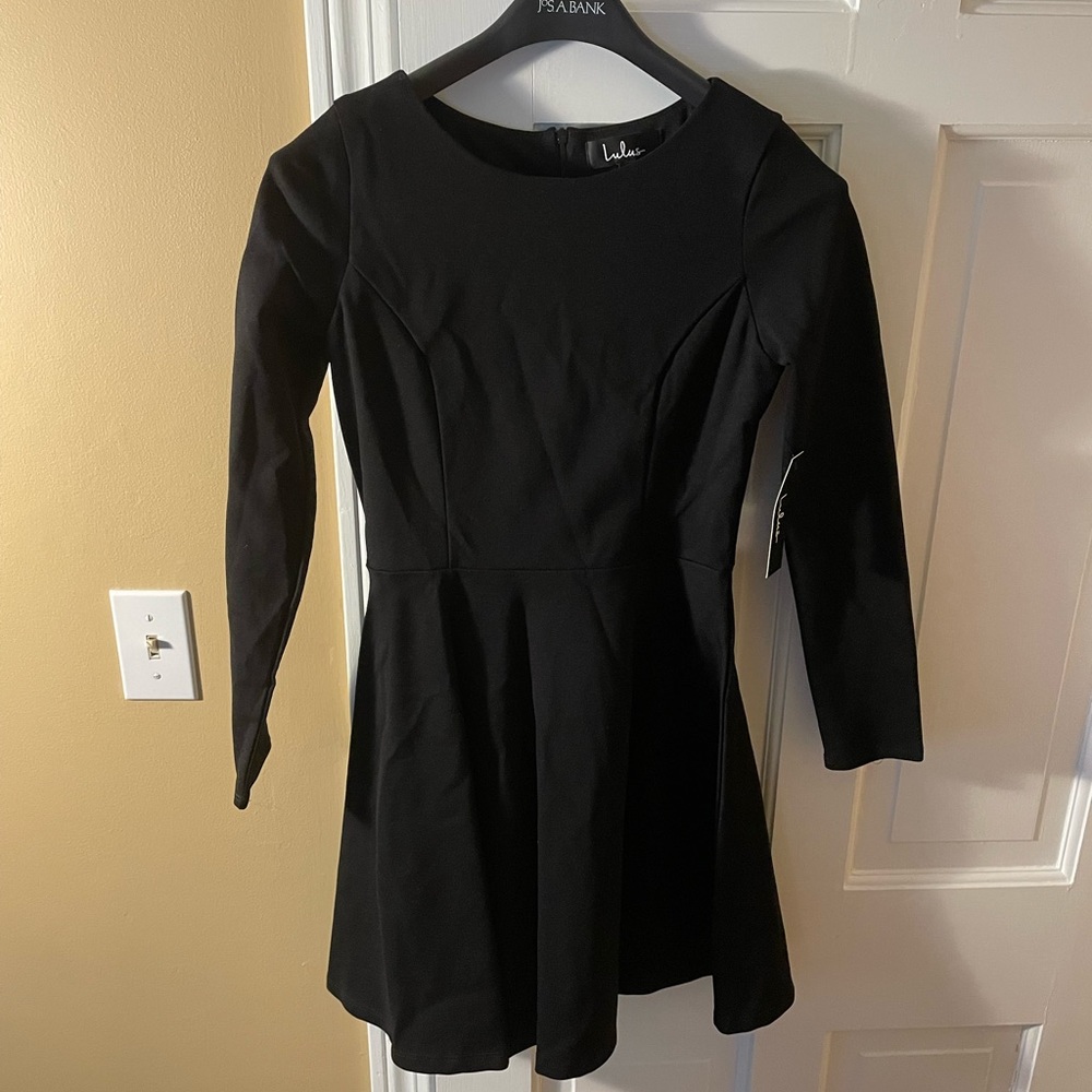 Lulus black dress, never worn!